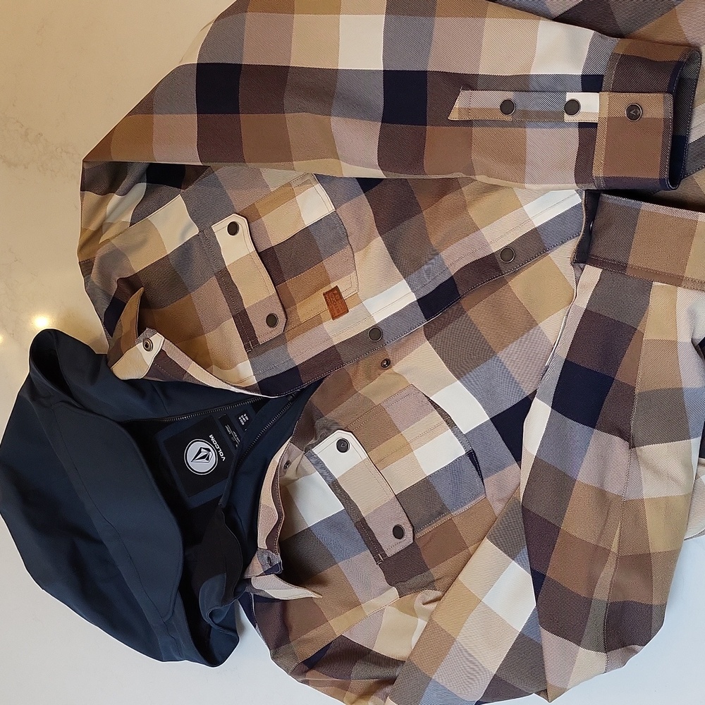 Amazing Volcom Snowboard/Ski Jacket!